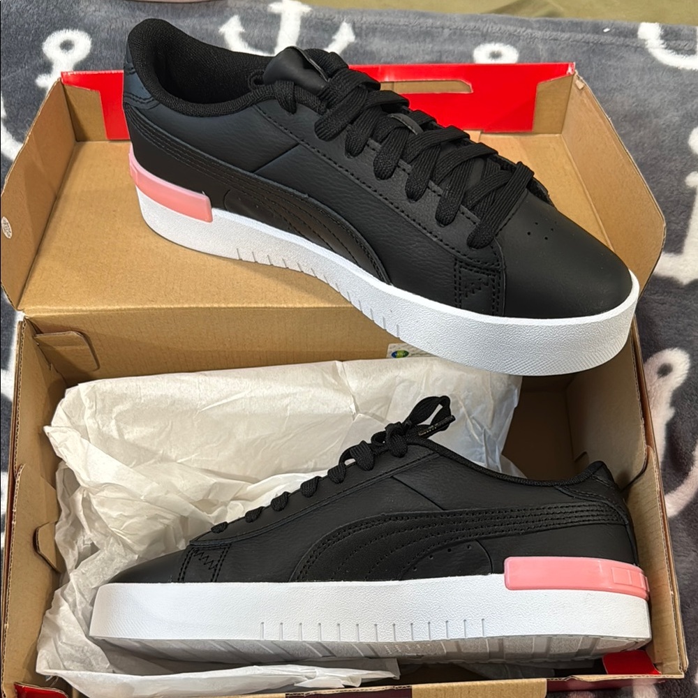 Puma Black and Pink Women's Shoes